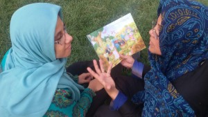 "Memorials of Reading with Each Other" Photography Competition Winner Picture