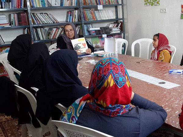 The first course of “Read with Me” workshops - Read with Me in Hormozgan - December 2015 
