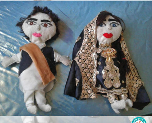به‌کارگیری عروسک‌های نمایشی در پیوند با بلندخوانی
